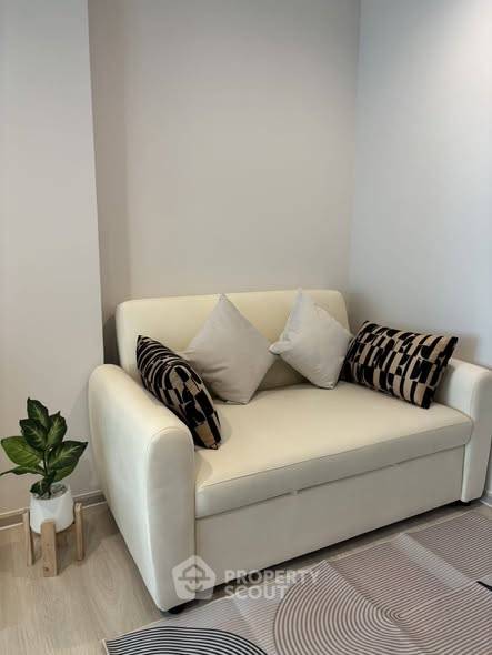 picture 1-BR Condo at Life One Wireless near BTS Phloen Chit (ID 2776695) - 1/10