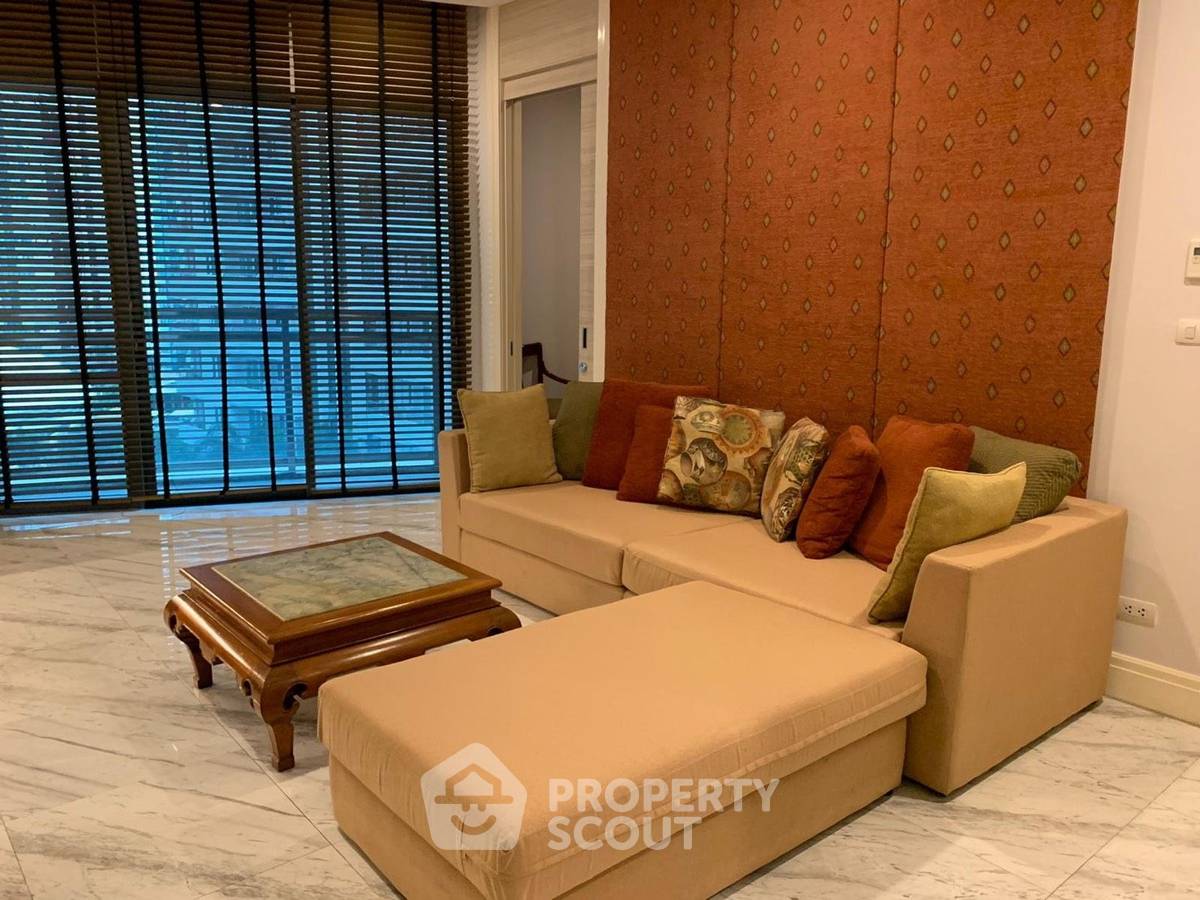 picture 2-BR Condo at Bright Sukhumvit 24 Condominium near BTS Phrom Phong (ID 2735183) - 1/11