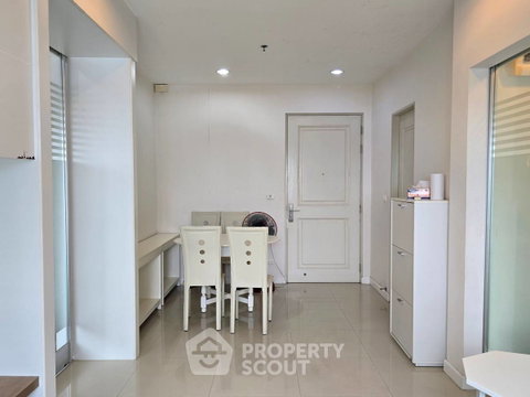 คอนโด 1-ห้องนอน ที่ คิว. เฮ้าส์ สาทร ใกล้ BTS กรุงธนบุรี (ID 2733893)