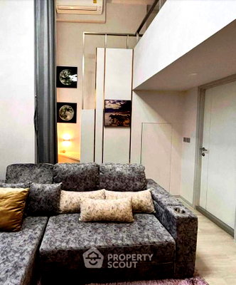 Condos for rent : High-Floor 1-BR Condo For Rent, Knightsbridge Prime Sathorn,  🚆 BTS Saint Louis (ID 2894708)
