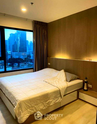 คอนโดให้เช่า : คอนโด 1 ห้องนอน Life Asoke ใกล้ ARL Makkasan 300 ม. (ID 1928742)
