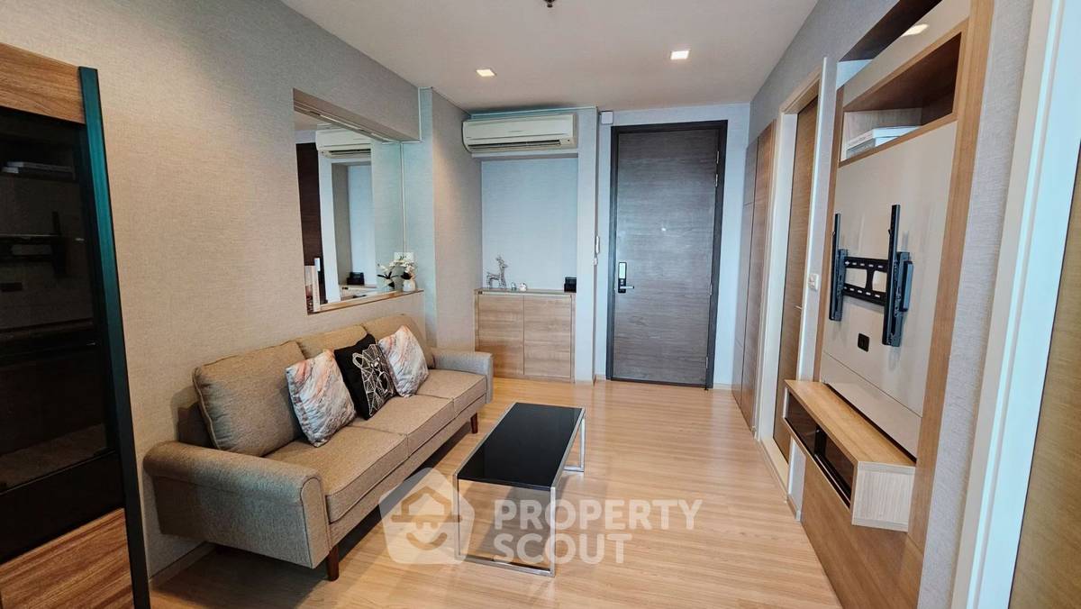 รูป คอนโด 1 ห้องนอน 45 ตร.ม. ชั้น 12 RHYTHM Phahon-Ari ใกล้ BTS สะพานควาย (ID 2055319) - รูปที่ 1/5