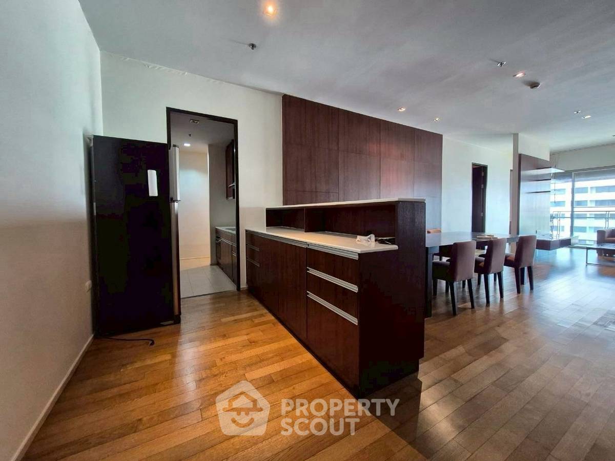 picture 2-BR Condo at The Madison near BTS Phrom Phong (ID 2831945) - 9/20