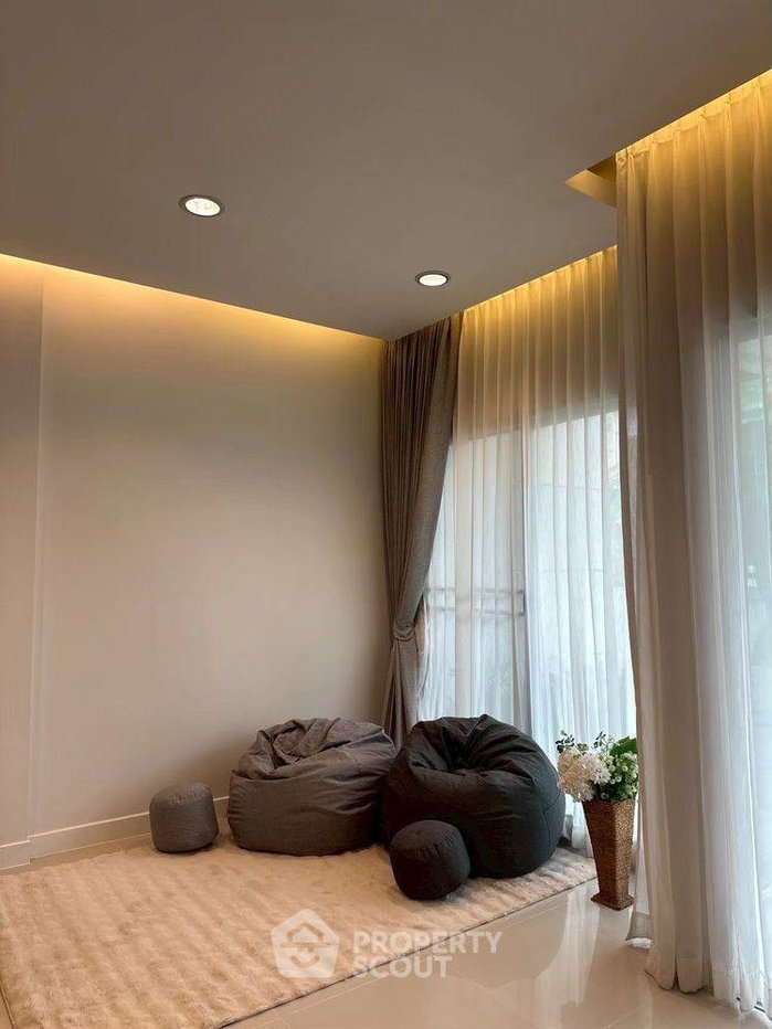 รูป ทาวน์เฮ้าส์ 3-ห้องนอน ที่ วิสต้า วันเอทโอ รัชวิภา ใน ตลาดขวัญ (ID 2944498) - รูปที่ 3/18