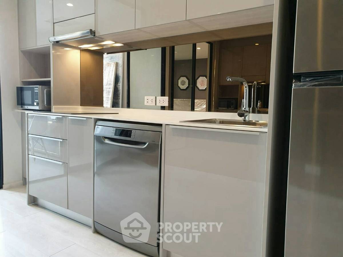 picture 1-BR Condo at Noble Ploenchit near BTS Phloen Chit (ID 2345539) - 6/12