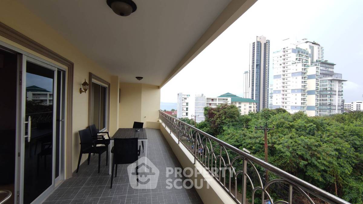 picture 3-BR Condo at Nordic Park Hill close to Phratamnak (ID 1798402) - 17/19