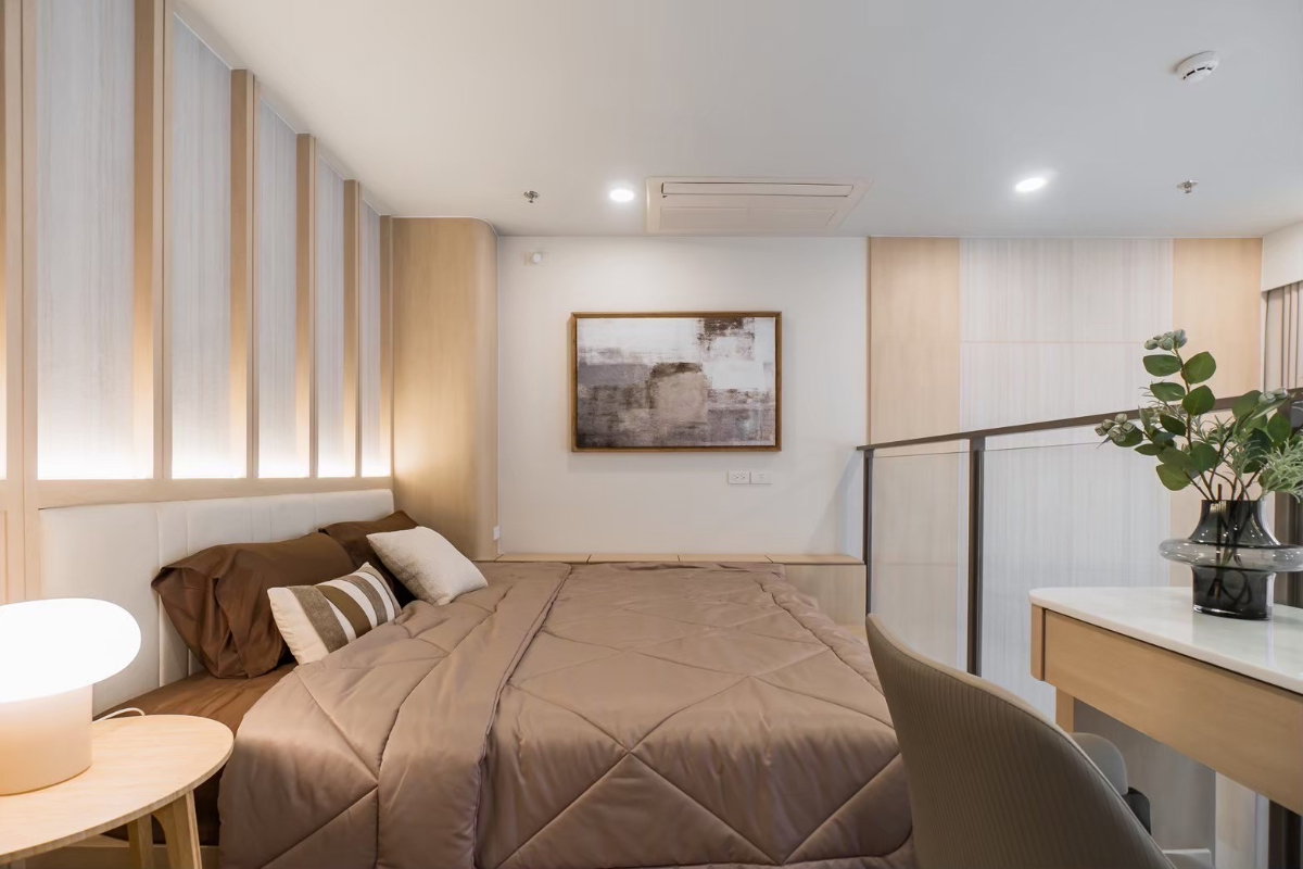 รูป P-52089 — ให้เช่าคอนโด Duplex ชั้น 10 Whizdom The Forestias Maythopia 1 ห้องนอน วิวเมือง ใกล้ BTS อุดมสุข 085-592-2897 Line: @easythaihome - รูปที่ 1/14