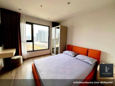 📣 for rent Live Ladprao Valley (post owner)
It🚆, located near the BTS at Ladprao Intersection and the MRT at Phahonyothin,. 