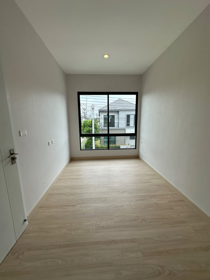 รูป 🏡 บ้านแฝด V Compound วิภาวดี–รังสิต | แปลงพิเศษ หลังบ้านไม่ติดใคร | พร้อมอยู่ | ฟรีค่าโอน | 5.79 ล้านบาท - รูปที่ 8/12