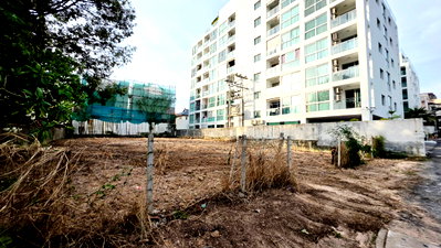 Land for sale Bang Lamung Chonburi : For sale Pattaya Land Plot on Pratumnak Hill at South Pattaya