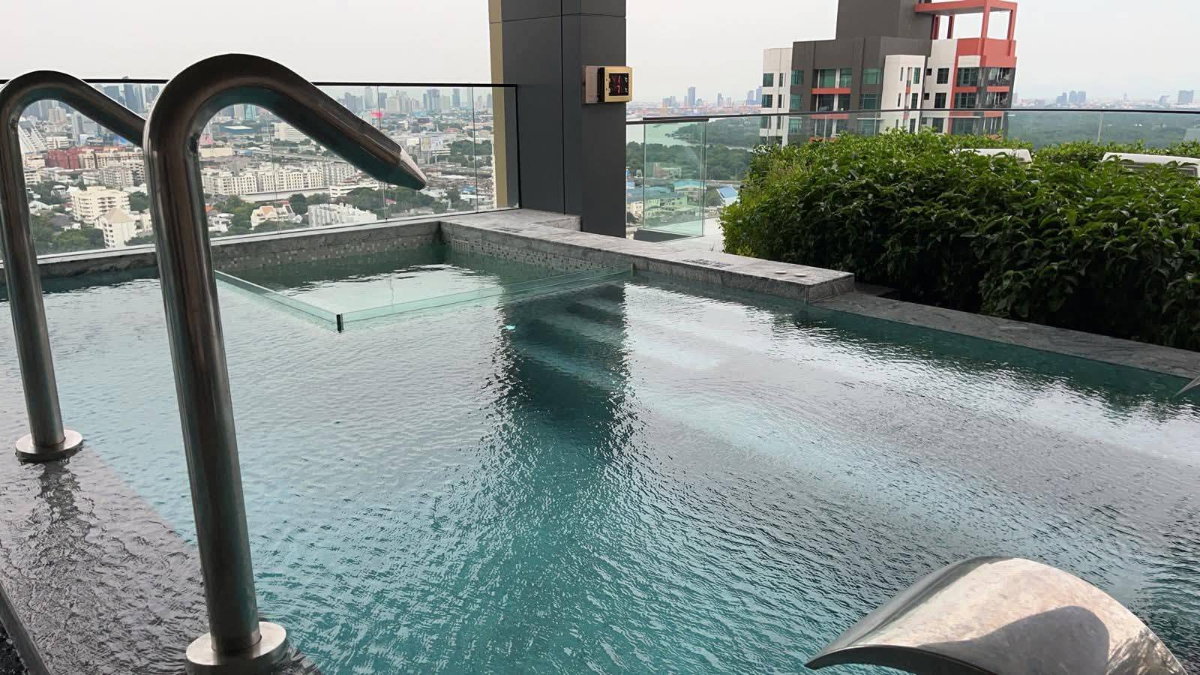 รูป ขาย The Issara สาทร ห้องสวยกว้าง โปร่งเพดานสูงกระจกยาวมองเห็นวิวทั้งสวนลุมและโค้งแม่น้ำบางกระเจ้า -SW003698 - รูปที่ 10/11