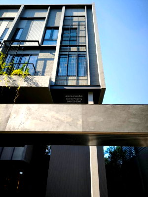 ทาวน์โฮม กรุงเทพมหานคร : ขายทาวน์โฮม 3.5 ชั้น ใจกลางรัชดา  สามเสนนอก เขต ห้วยขวาง กรุงเทพ CX-157729 ✅ ทักไลน์ @connexproperty ตอบทันที ทีมงานมืออาชีพ ✅