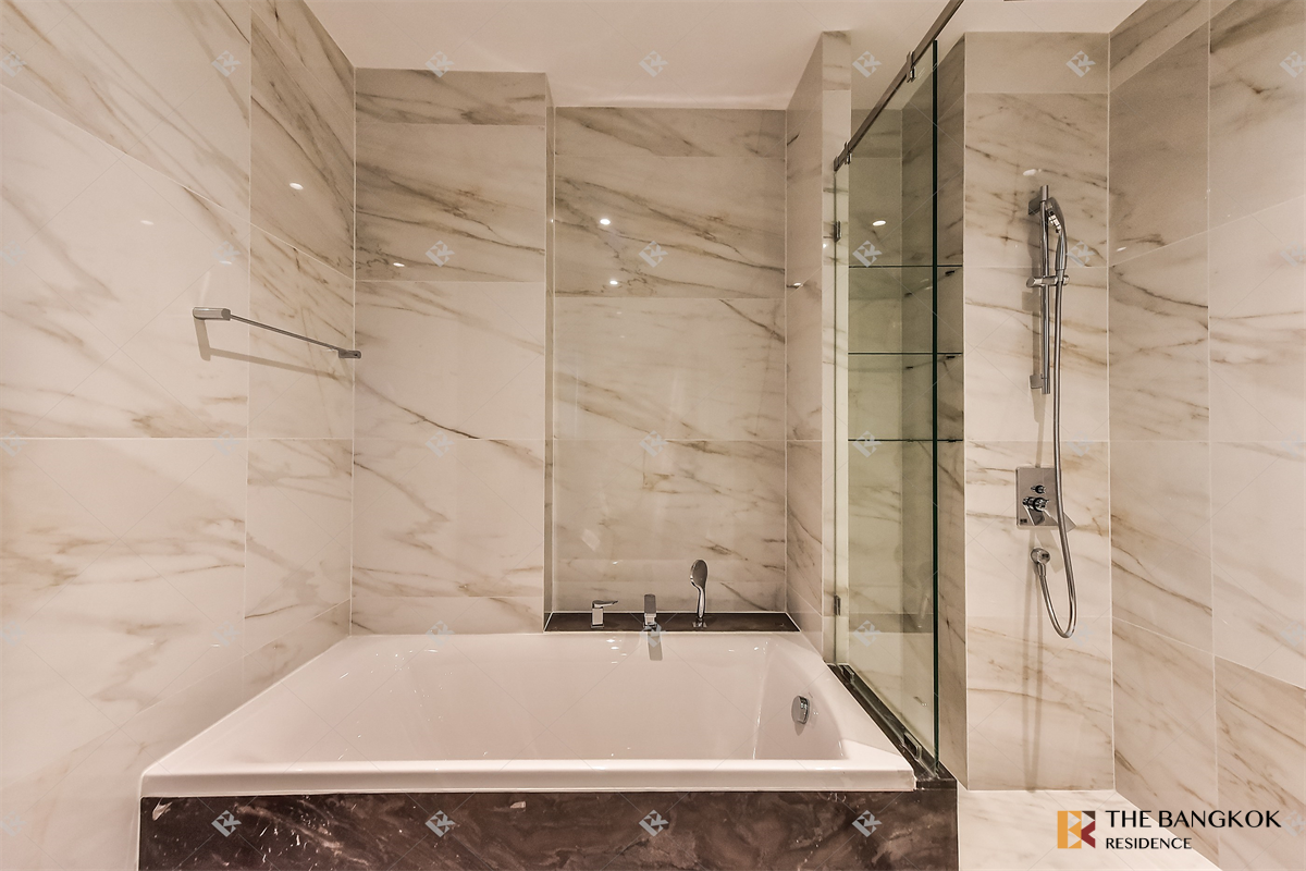 picture Supalai Icon Sathorn Easy Travel, Fully Utilized Space - 7/10