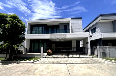 บ้านเดี่ยว ปทุมธานี : ขายบ้าน  เซนโทร ดอนเมือง - แจ้งวัฒนะ วิวสวย หน้ากว้าง บ้านใหม่ เมืองปทุมธานี ปทุมธานี CX-157461 ✅ ทักไลน์ @connexproperty ตอบทันที ทีมงานมืออาชีพ ✅