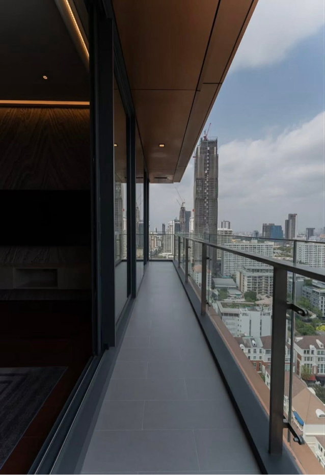 รูป [ให้เช่า]📍Khun by Yoo✨Luxury แบบมีเอกลัษณ์ สวยหรู เฟอร์ครบ (2 ห้องนอน 2 ห้องน้ำ) ใกล้ BTS ทองหล่อ 🔥เช่าเพียง 130,000/เดือน🔥▫️Line: @sanhaproperty  - รูปที่ 21/21