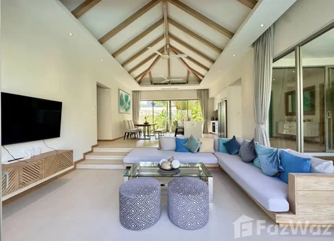 Beautiful Balinese Style Corner Villa with Private Pool 6417520