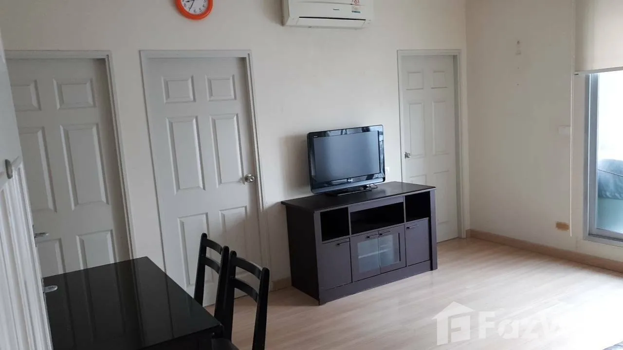 รูป คอนโดให้เช่า 2 ห้องนอน ในโครงการ ไลฟ์ แอท สาทร 10 5811728 - รูปที่ 3/10