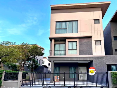 เช่าทาวน์โฮม วิทยาลัยพยาบาลบรมราชชนนีนพรัตน์วชิระ : 🏡 ให้เช่า บ้านกลางเมือง รามอินทรา 83 สเตชั่น 4 ห้องนอน 4 ห้องน้ำ หลังมุม ติดสวน วิวสวยมาก  📍ใกล้ MRT สายสีชมพู สถานีรามอินทรา 83 พร้อมเข้าอยู่  
