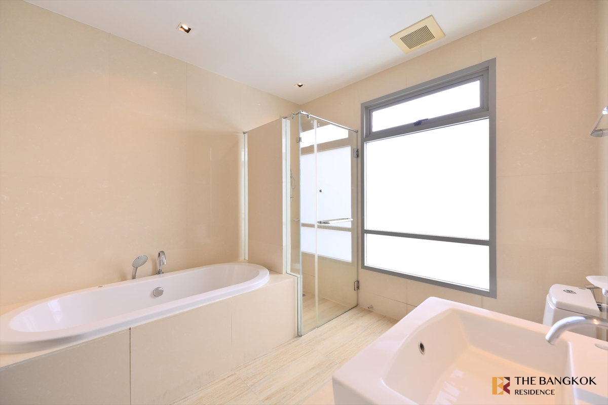 รูป เช่าคอนโด 💎 The Madison Condominium Sukhumvit 41 3นอน 230ตร.ม. 140k 🌃 ยูนิตกว้าง วิวสวย ใกล้ BTS พร้อมพงษ์ - รูปที่ 12/14