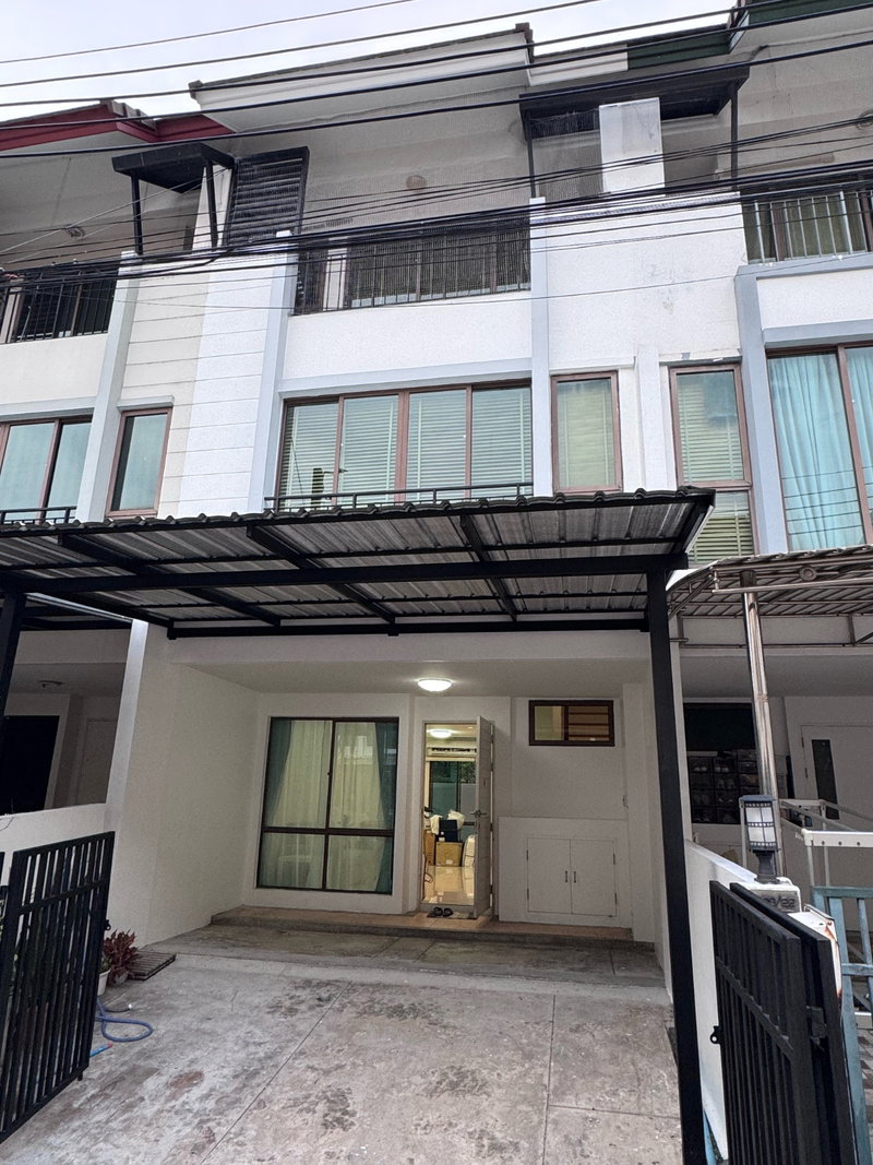 ทาวน์โฮมให้เช่า : 🏡✨ ให้เช่าทาวน์โฮม 3 ชั้น — The Private Sukhumvit–Bangchak 📍 สุขุมวิท 97/1 ใกล้ BTS บางจาก เพียง 900 เมตร