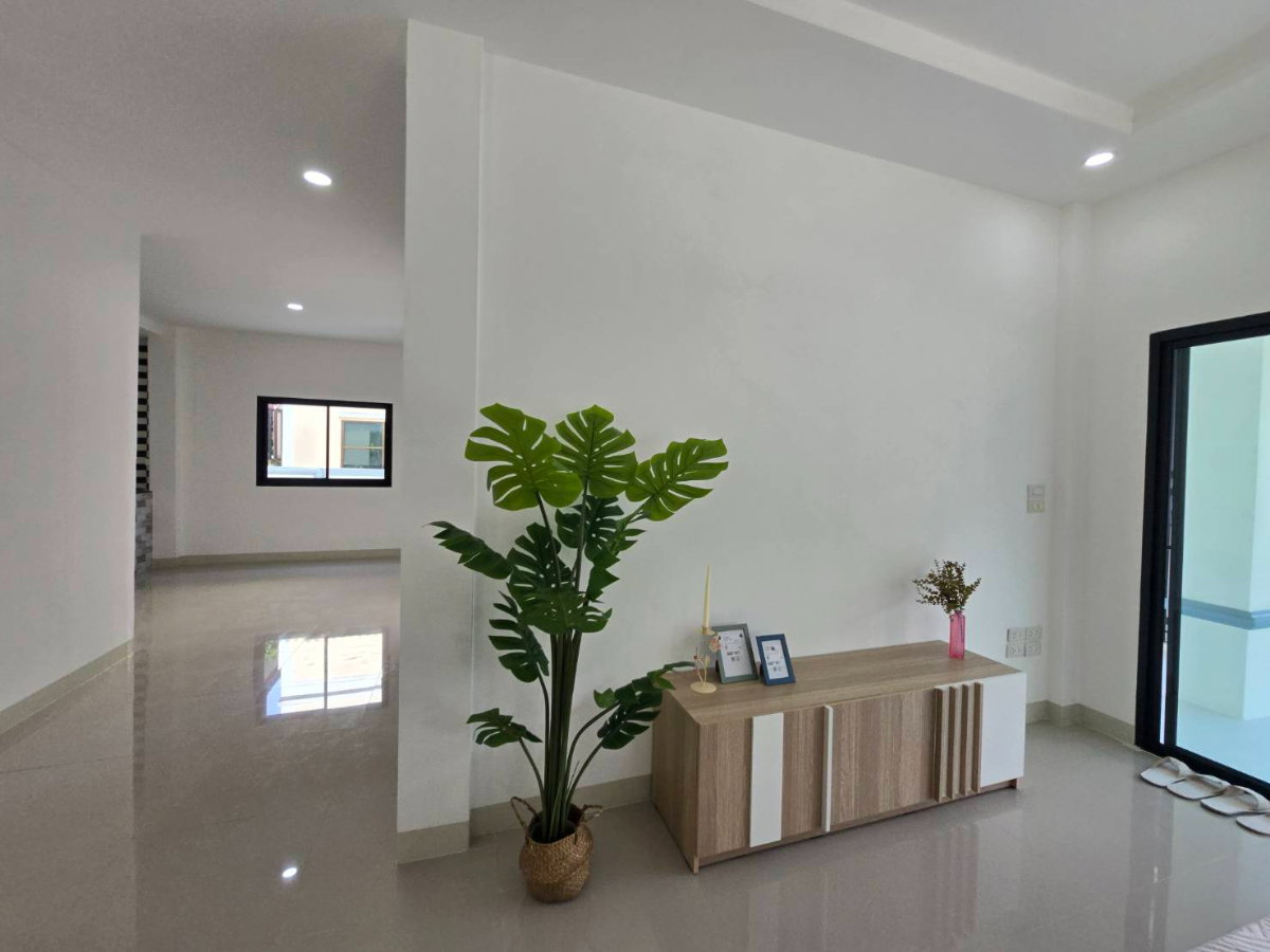 รูป บ้านเดี่ยว 2 ชั้น (หลังมุม) ทำเลดีเยี่ยม รีโนเวทใหม่ทั้งหลัง สวย กว้างขวาง หมู่บ้านเต็มสิริ 1 ถนนมิตรไมตรี 12 คู้ฝั่งเหนือ คู้ซ้าย หนองจอก - รูปที่ 20/45