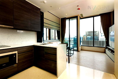Condos for rent : For rent condo THE ESSE ASOKE Building 1, Floor 32,1 bed room, Room size 44.00 sqm