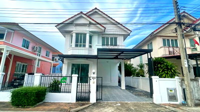 Houses for sale Bangkok : For Sell Twin house CHUAN CHUEN ON NUT 2-story 3 bedroom 2 bathroom