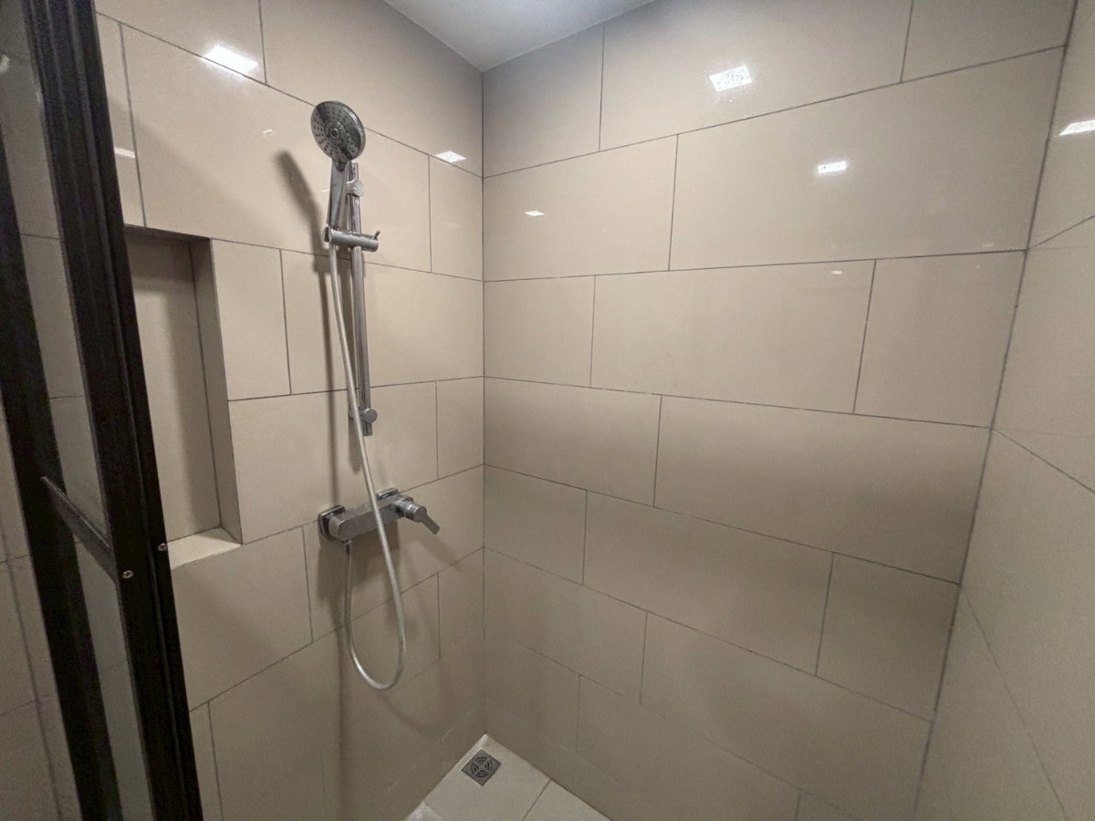 รูป 🐶🐱 Pet Friendly Condo ✨ ห้องอบอุ่น โปร่งสบาย ใกล้ MRT รัชดาภิเษก 🚝 อยู่สบายทั้งคนทั้งน้อง 🤎 - รูปที่ 8/9
