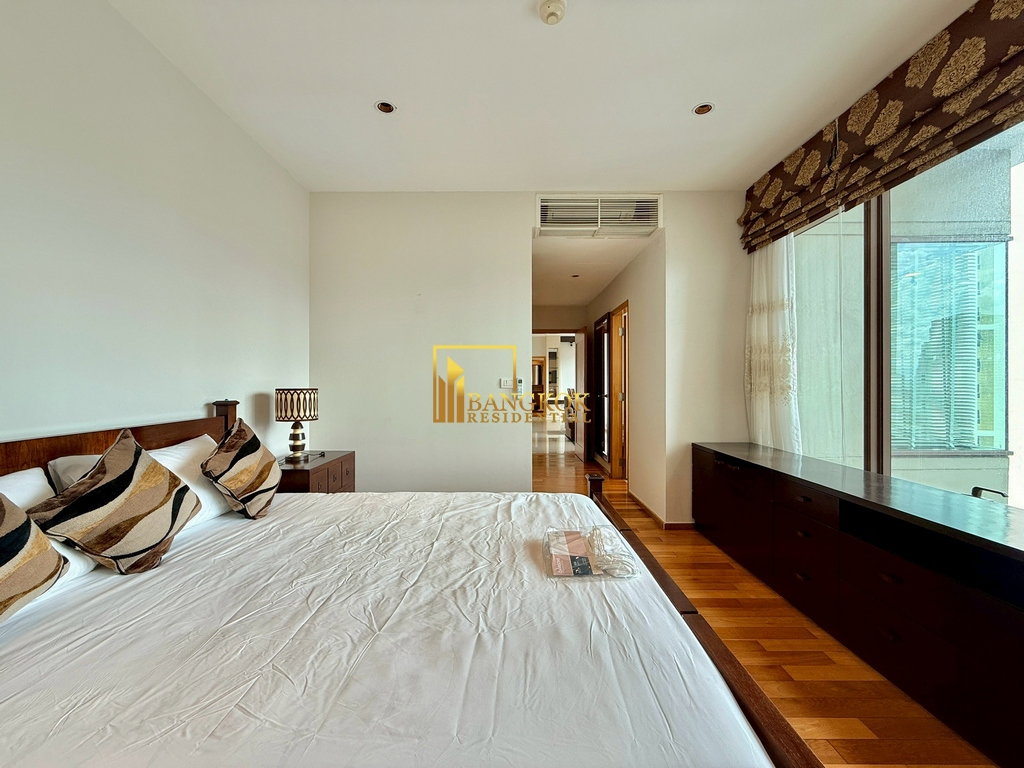 รูป Emporio Place | Superb 2 Bed Condo For Rent in Phrom Phong - BR5513CD - รูปที่ 13/35