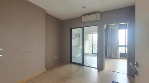 🔥 FOR SALE: Niche Mono Ratchavipha. Prime location on Ratchadapisek Road, high floor with unblocked view, features an enclosed kitchen.