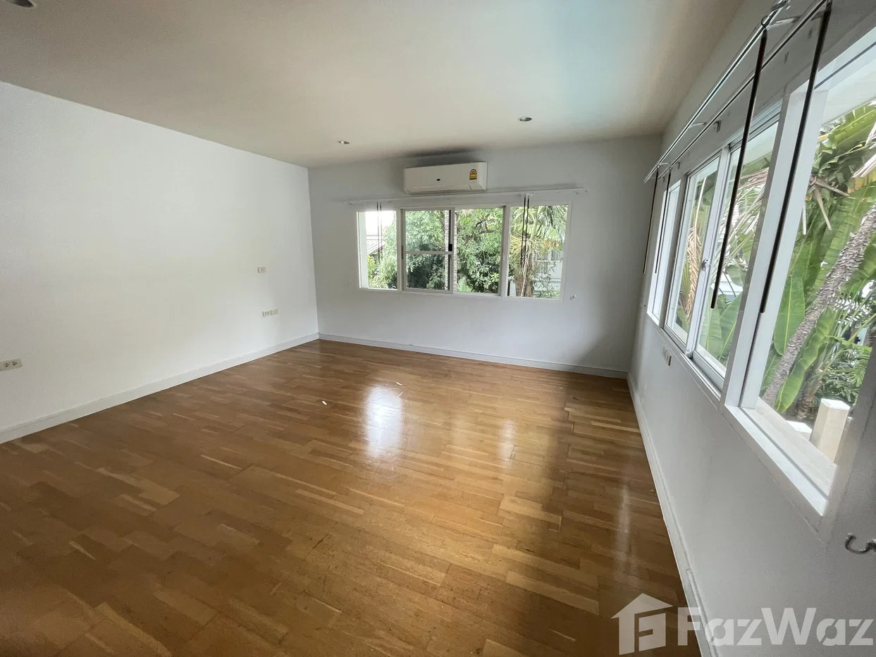 รูป บ้านเดี่ยวให้เช่า 4 ห้องนอน ในโครงการ สุขุมวิท 36 การ์เด้น วิลเลจ 1172528 - รูปที่ 13/16