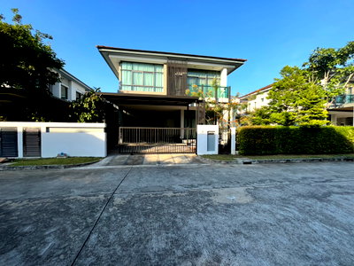 บ้านเดี่ยว กรุงเทพมหานคร : เศรษฐสิริ ศรีนครินทร์–พระราม 9 (กรุงเทพกรีฑา ซอย 7) บ้านหรูรีโนเวทใหม่ทั้งหลัง ขายพร้อมผู้เช่า