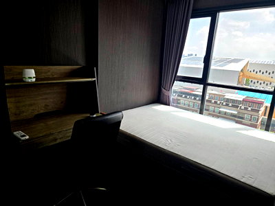 Condos for rent BTS Phra Khanong : The Base Park East near Onnut station 1 Bed 32 Sqm. 10,000 Baht 