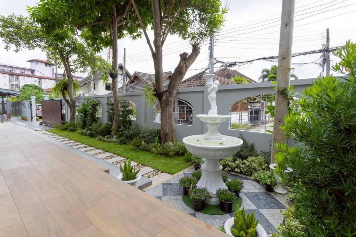 picture R-087C FOR RENT – Two Houses on One Plot Near Central Airport Chiang Mai - 16/19