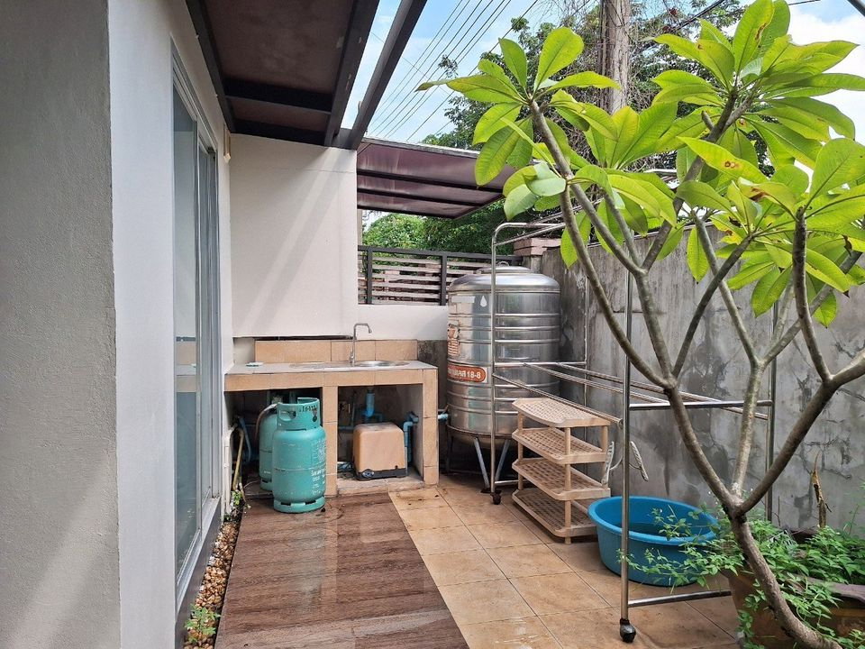รูป 🏡TH184 | ให้เช่าทาวน์โฮม 3.5 ชั้น ไพรเวทวิลล่า นวมินทร์ 135 หลังบ้านวิวสระว่ายน้ำ (เหมาะทำโฮมออฟฟิศ!) - รูปที่ 14/14