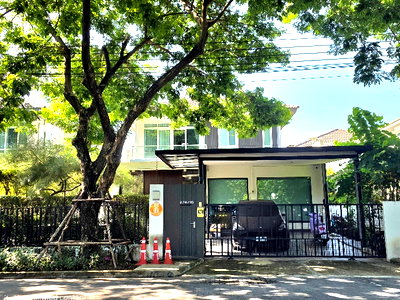 Houses for sale Bangkok : Single House with garden view at Mantana Srinakarin-Romklao