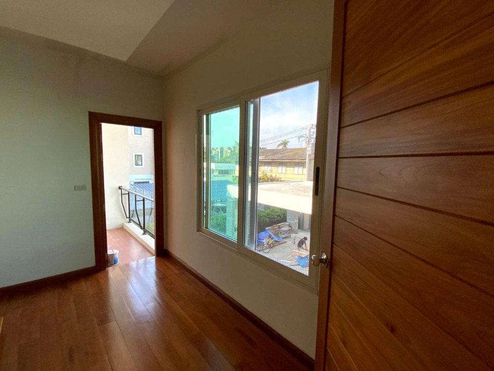รูป S1300 🏡✨ ขายบ้านเดี่ยวหรู 2 ชั้น ใจกลางสุขุมวิท | ใกล้ BTS ปุณณวิถี ราคาเพียง 50.52 MB - รูปที่ 10/18