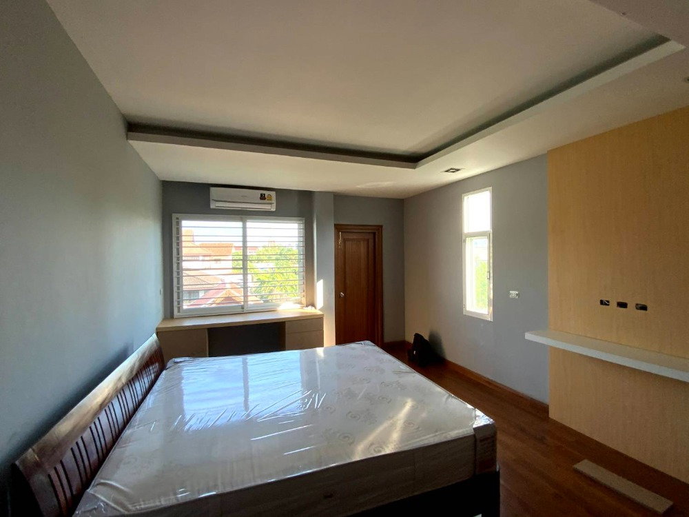 รูป S1300 🏡✨ ขายบ้านเดี่ยวหรู 2 ชั้น ใจกลางสุขุมวิท | ใกล้ BTS ปุณณวิถี ราคาเพียง 50.52 MB - รูปที่ 12/18