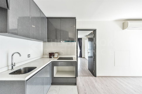 Price better than expected!! RHYTHM Rangnam near BTS Victory Monument