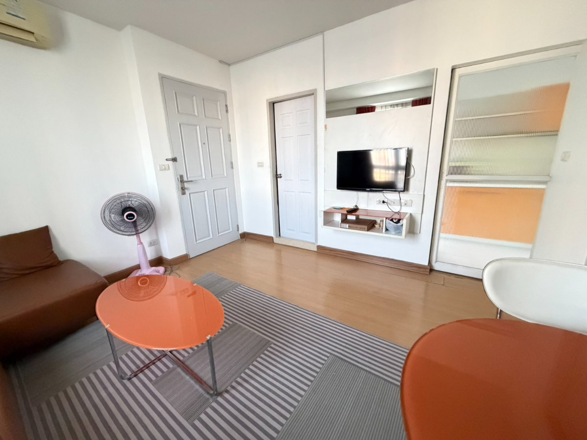 picture Condo for rent: Life @Ratchada-Huai Khwang - 3/11