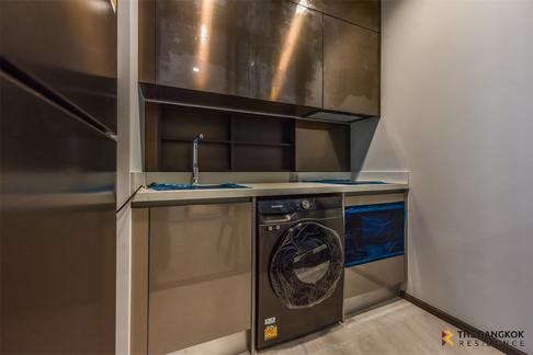 Easy Start with a City Dweller Lifestyle The Address Siam-Ratchathewi near BTS Ratchathewi