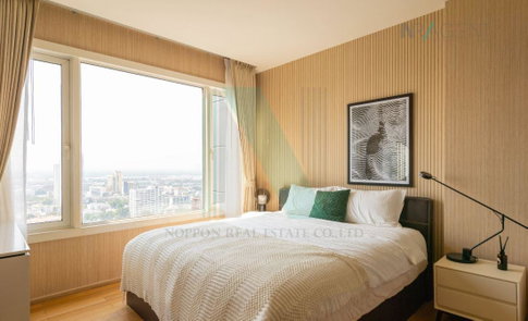 For rent condo SIRI AT SUKHUMVIT Building 1, Floor 28,2 bed room, Room size 70 sqm