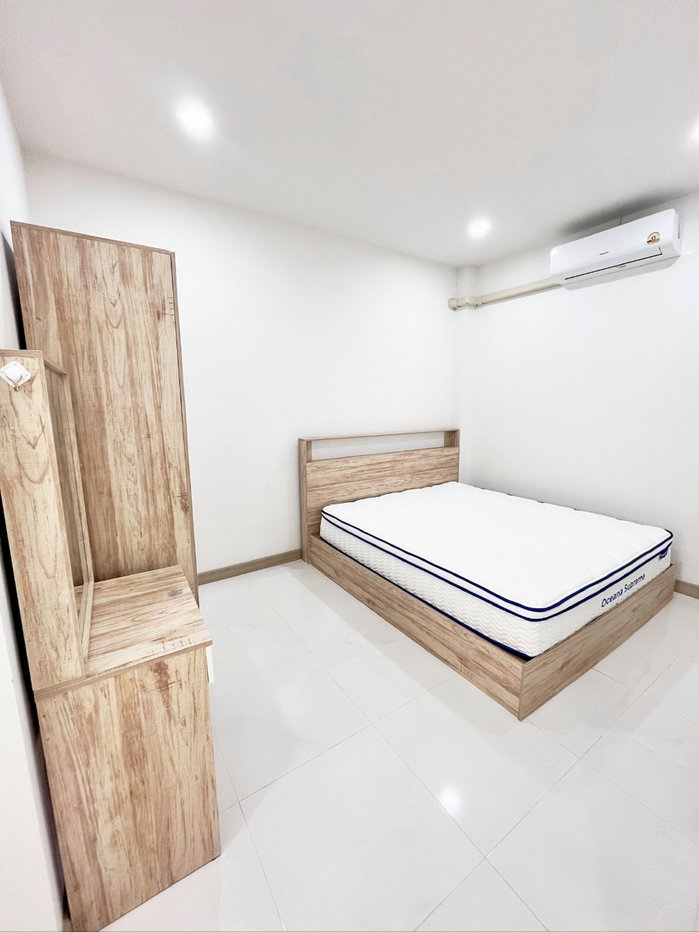 รูป  R-089 บ้านเช่าสไตล์มินิมอล นอร์ดิก บรรยากาศดี เงียบสงบ ใกล้เมือง🏡 - รูปที่ 13/14