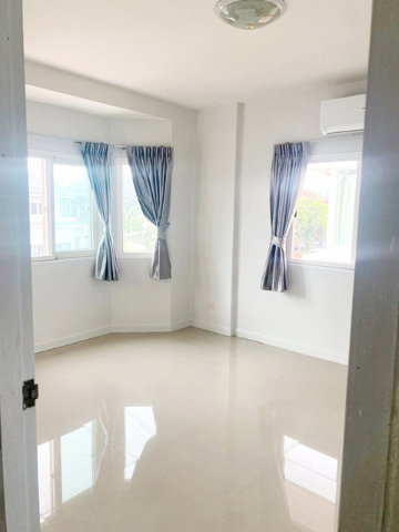 รูป สุขาภิบาล5 63-71 สายไหม บ้านเดี่ยว 3-4นอน 2น้ำ 55 ตร.ว. 220 ตร.ม. สารสาสน์สายไหม ติดแอร์ทุกห้อง สายไหมปาร์ค - รูปที่ 5/8