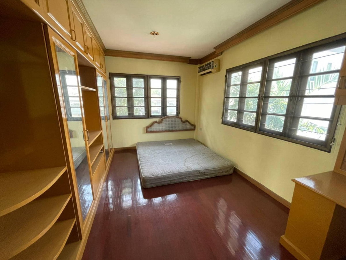 รูป ขายบ้านเดี่ยว ซอยลาดพร้าว 25 ขนาด 125 ตรว ราคาเพียง 22.5ล้าน - รูปที่ 8/13