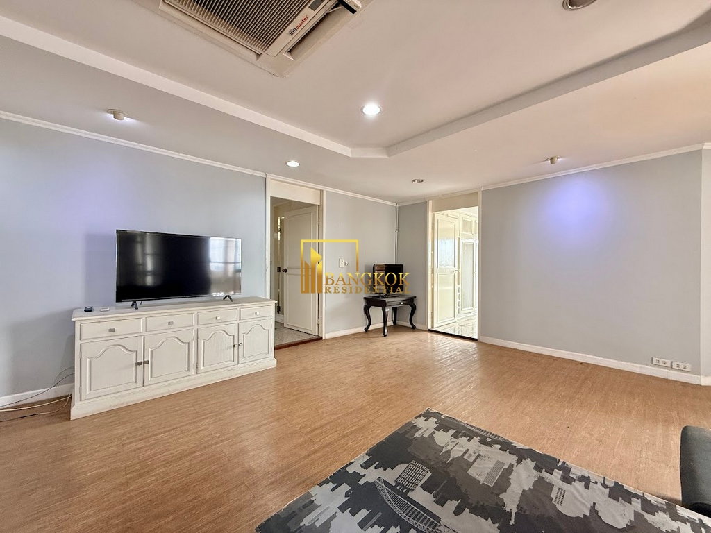 รูป Tai Ping Tower | Spacious 4 Bedroom Condo in Ekkamai Area - BR61547CD - รูปที่ 4/39