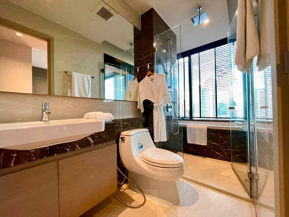 picture For Rent: ASHTON SILOM type on the 20th floor with city view - 3/13