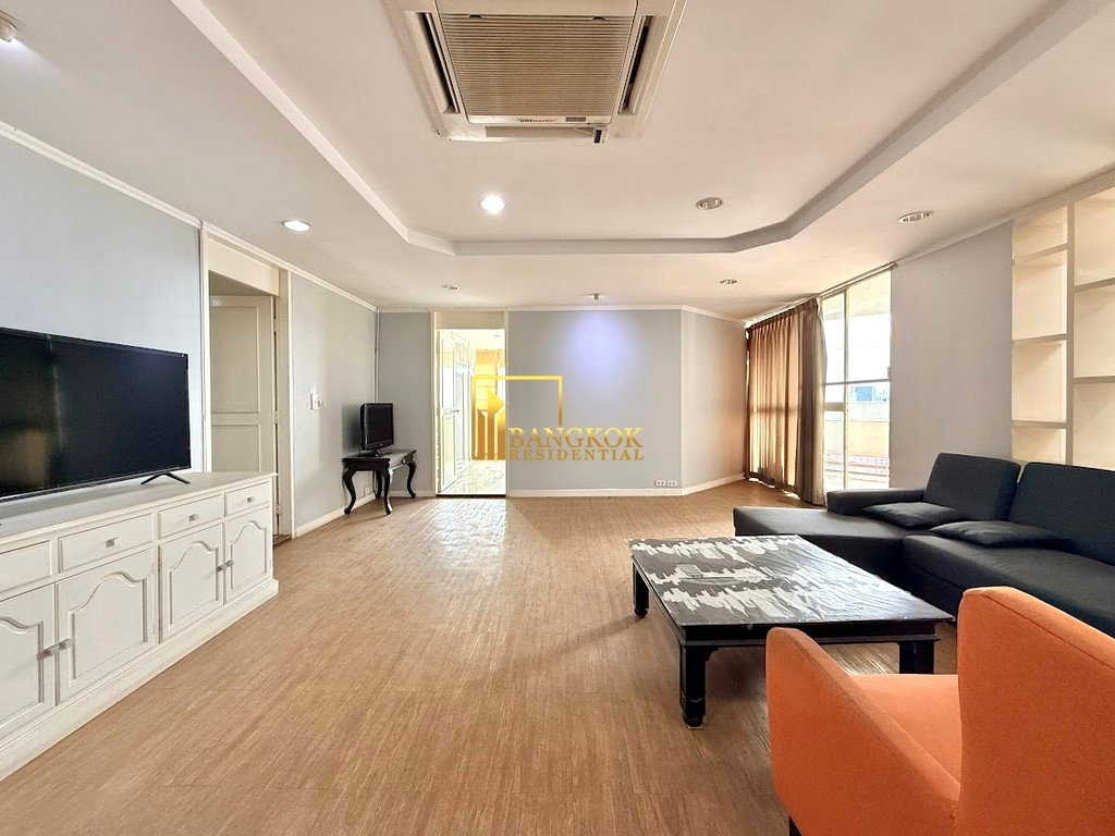 รูป Tai Ping Tower | Spacious 4 Bedroom Condo in Ekkamai Area - BR61547CD - รูปที่ 2/39