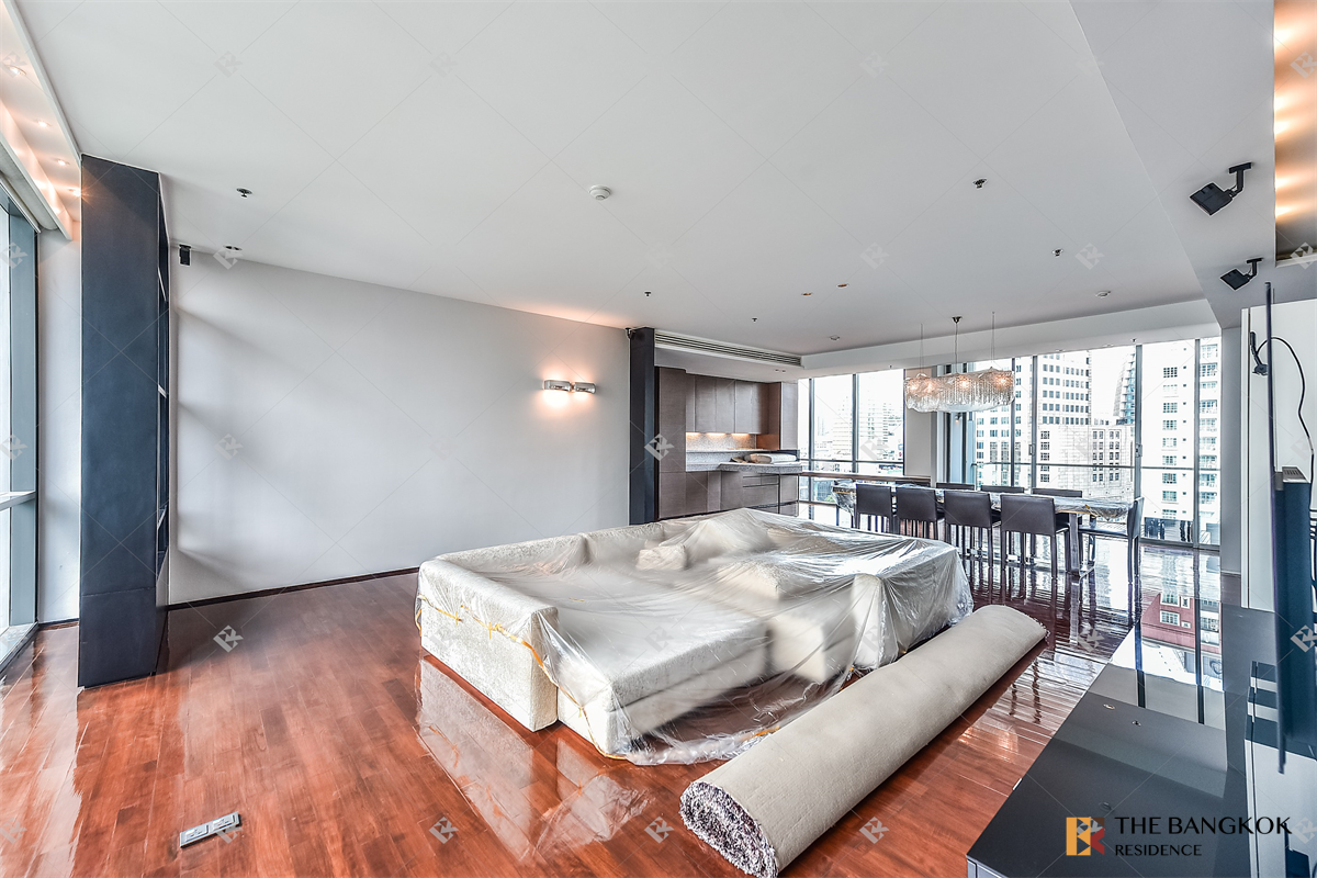 รูป คอนโด Luxury ทำเลใจกลางเมือง โดมัส 16,18 ใกล้ BTS สถานีอโศก - รูปที่ 5/10