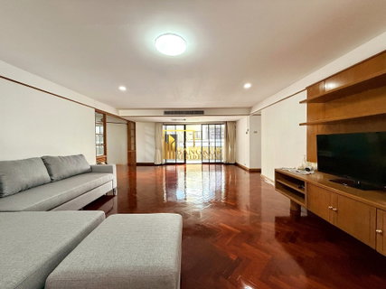 รูปภาพ Very Large 3 Bedroom Apartment For Rent in Nana Area - BR0344AP